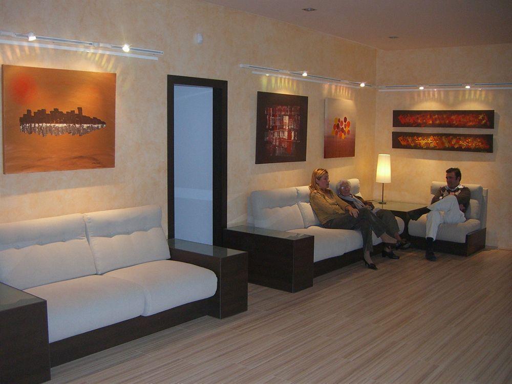 Bay Hotel โรเซส ภายนอก รูปภาพ